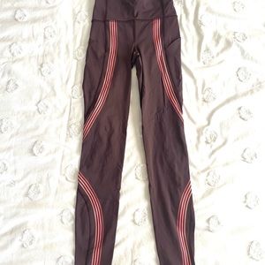Lululemon Cherry Cola leggings
